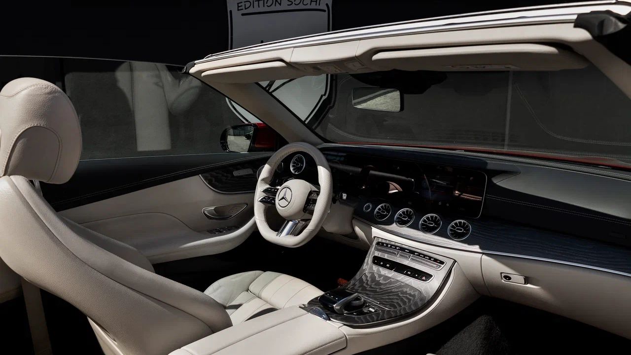 Фото салона Mercedes-benz E300