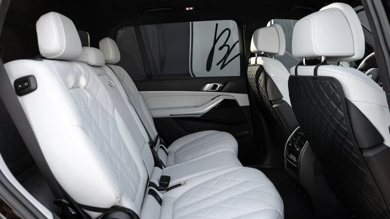 Фото BMW X7 40I - 4