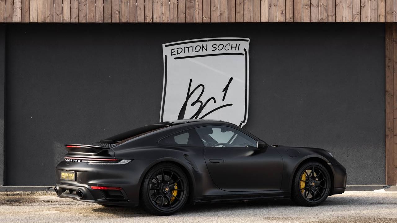 Фото Porsche 911 Turbo S - 2