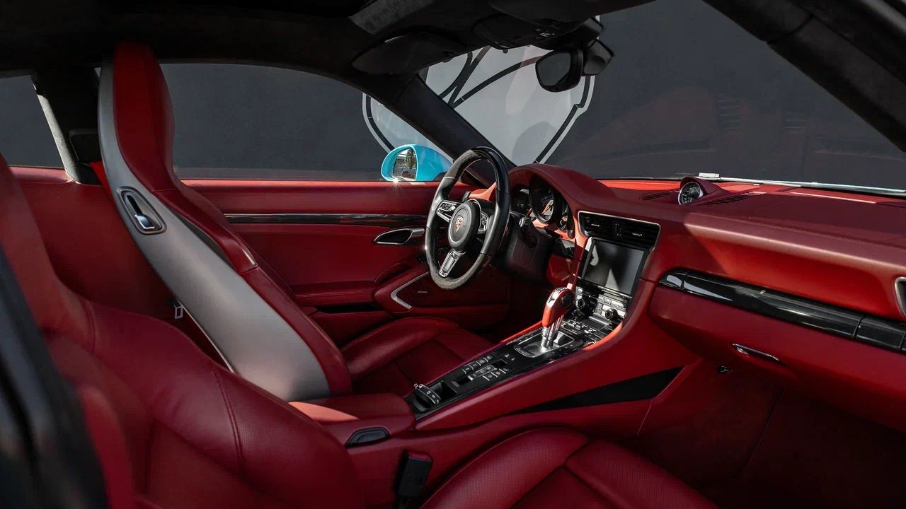 Фото Porsche 911 Carrera 4S - 3