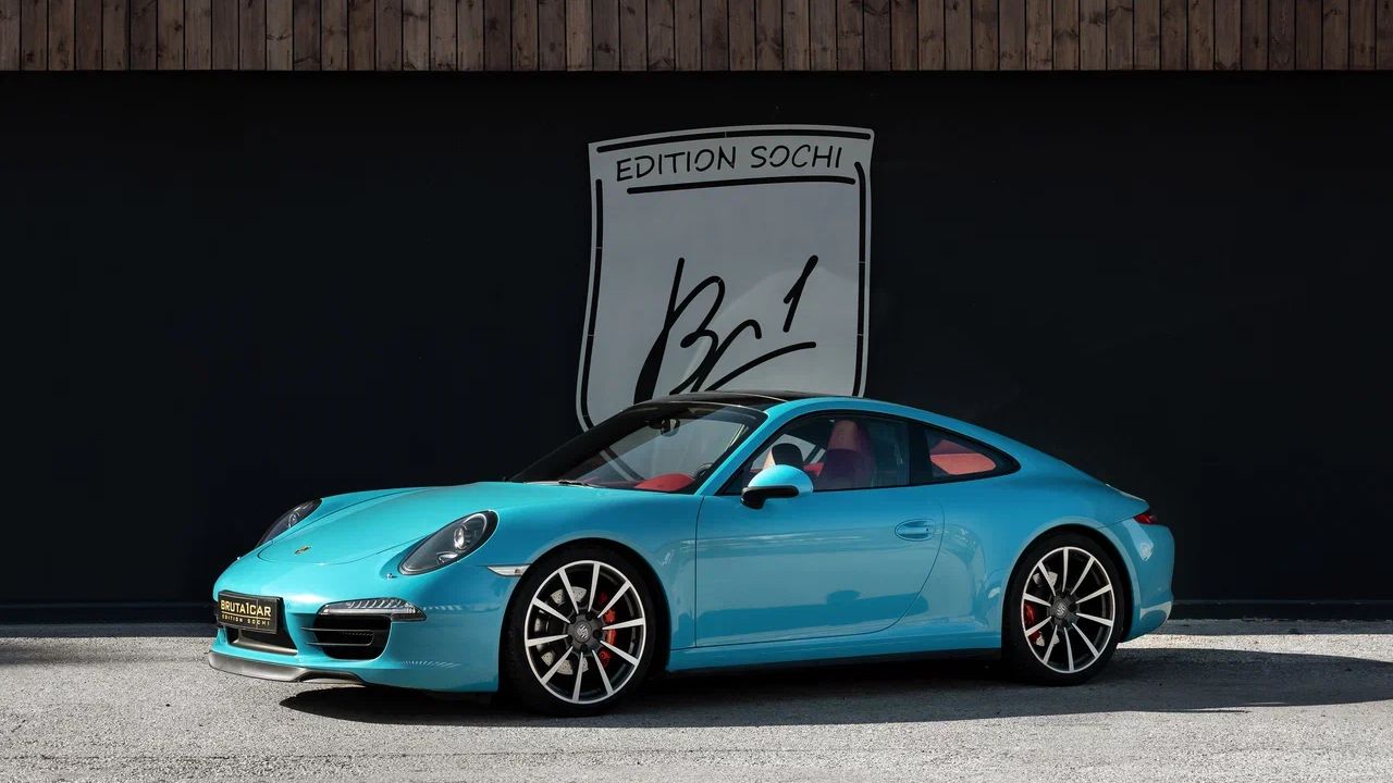 Фото Porsche 911 Carrera 4S - 1